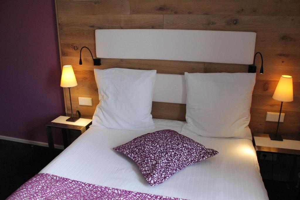 Hotel L'Auberge Alsacienne Eguisheim Ruang foto