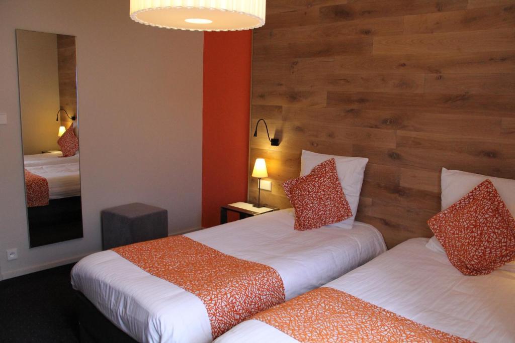 Hotel L'Auberge Alsacienne Eguisheim Ruang foto